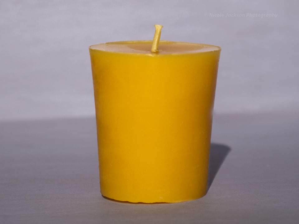 Beeswax votive candle